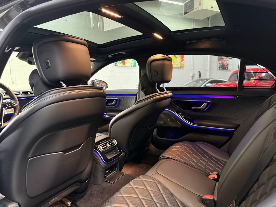 Used 2022 Mercedes-Benz S 580 4MATIC Sedan image 12