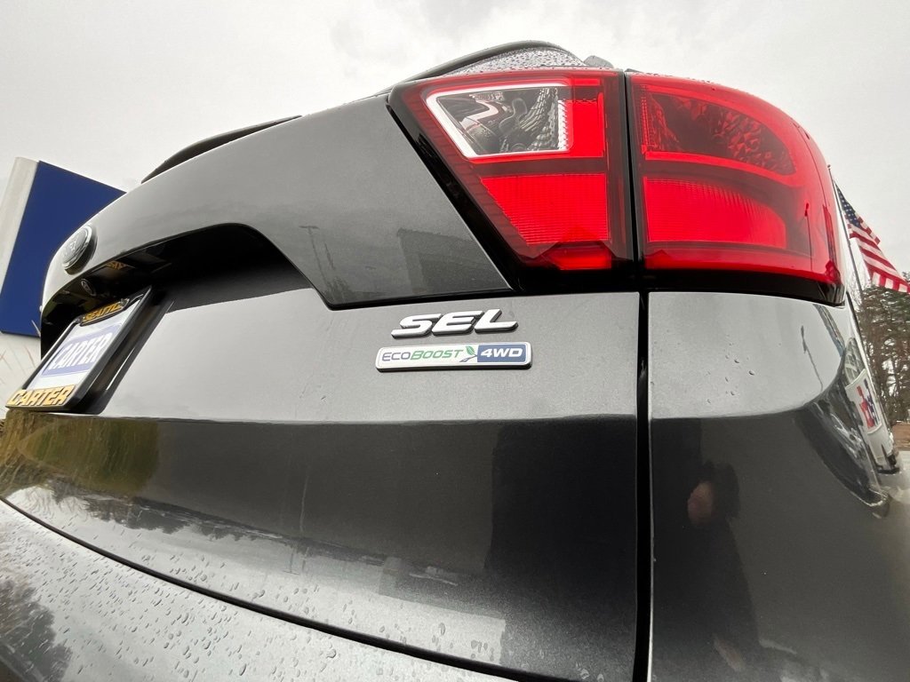 Used 2019 Ford Escape SEL image 8