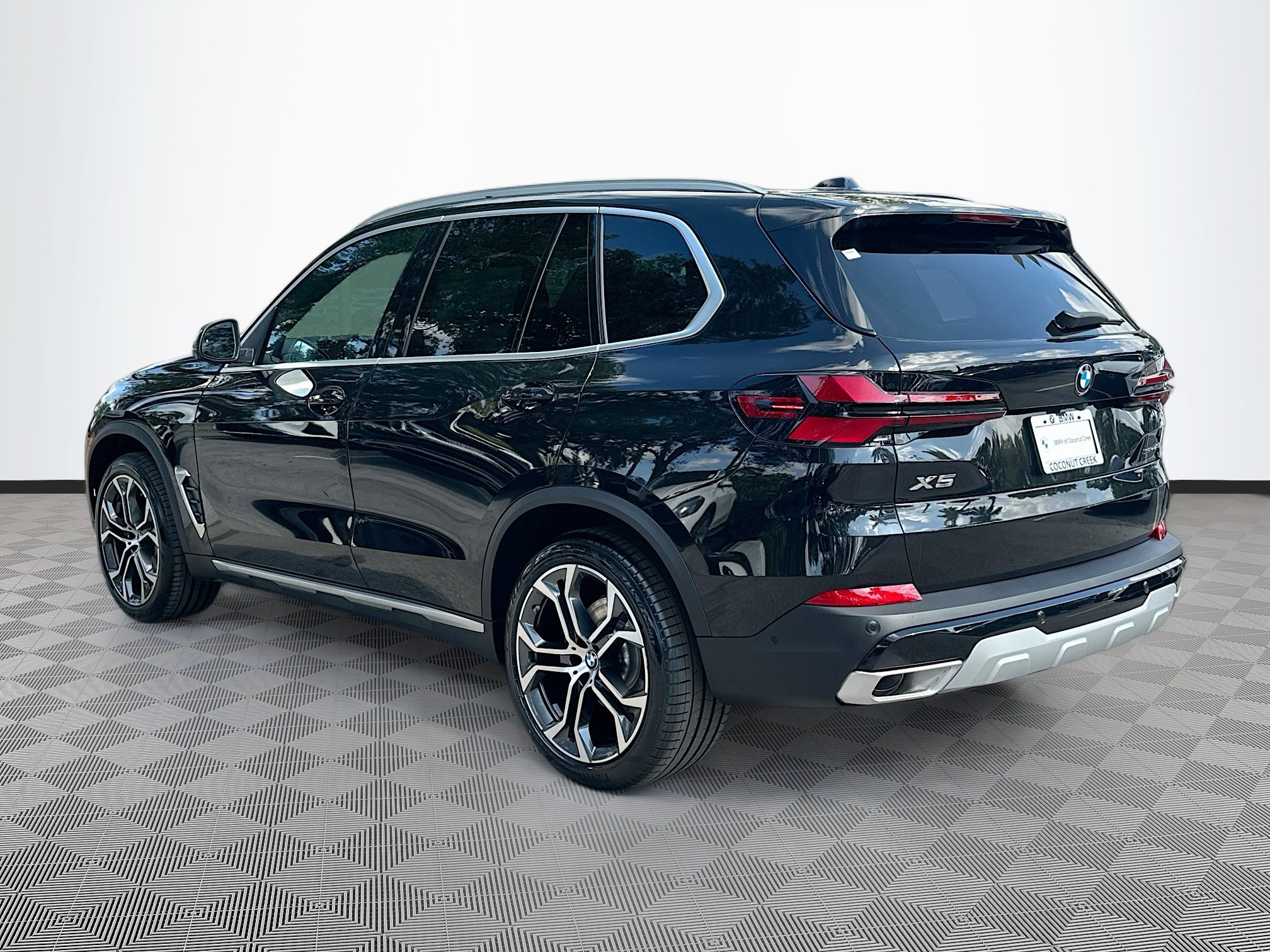 New 2026 BMW X5 sDrive40i image 5
