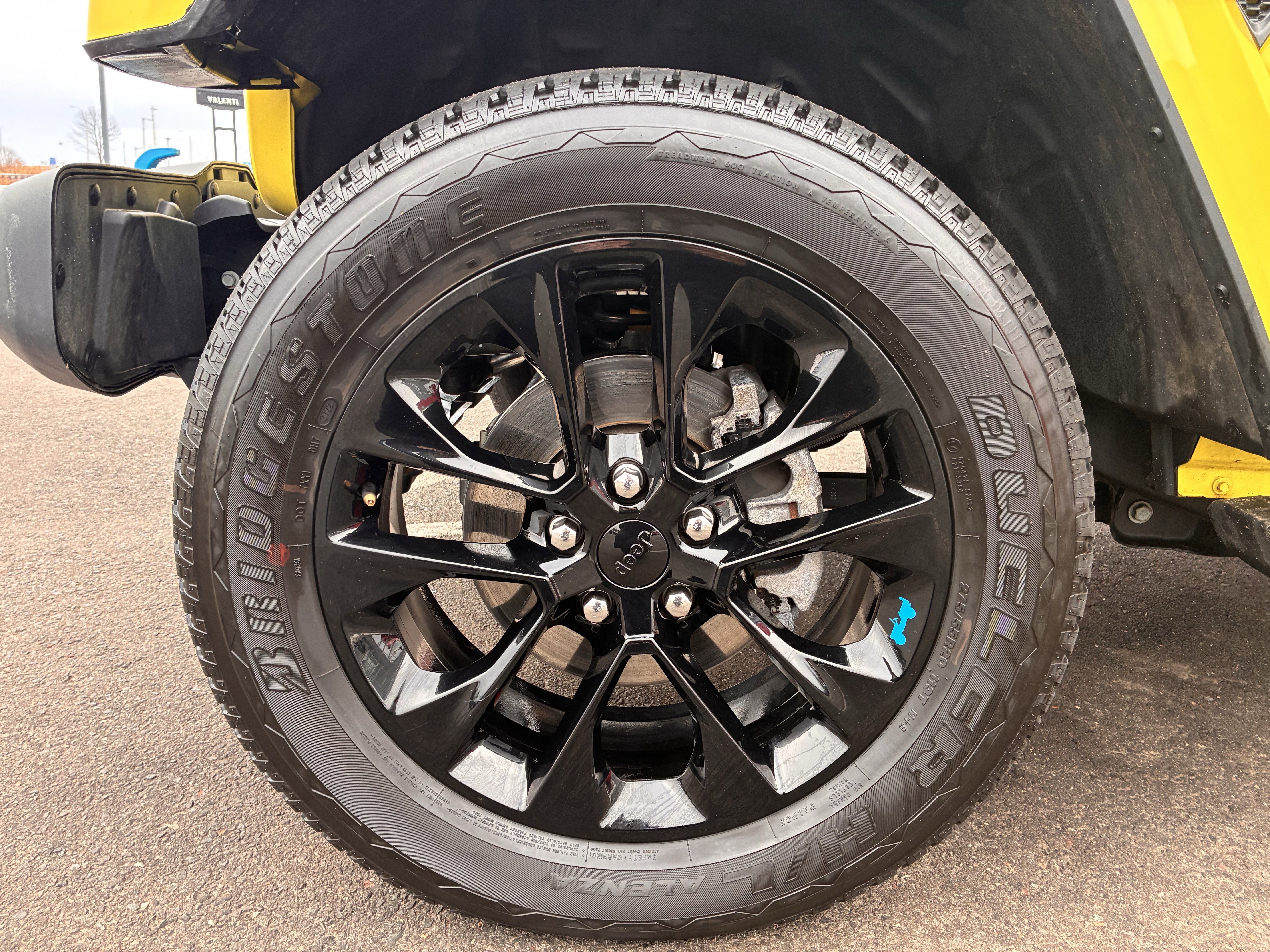 Used 2023 Jeep Wrangler Unlimited Sahara w/ Dual Top Group image 13