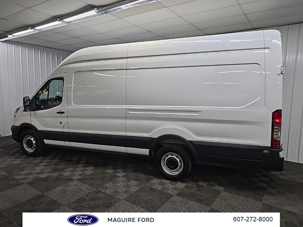 Used 2025 Ford Transit 250 148 High Roof Extended w/ Load Area Protection Package RWD image 4