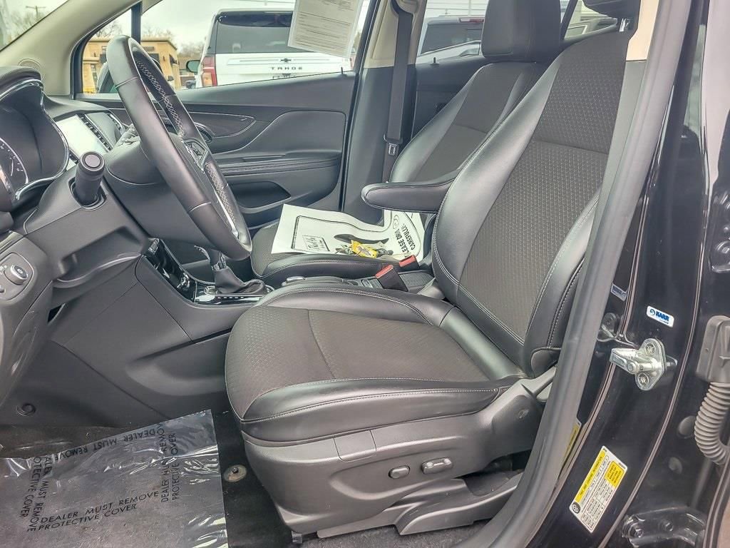 Used 2018 Buick Encore Preferred image 9