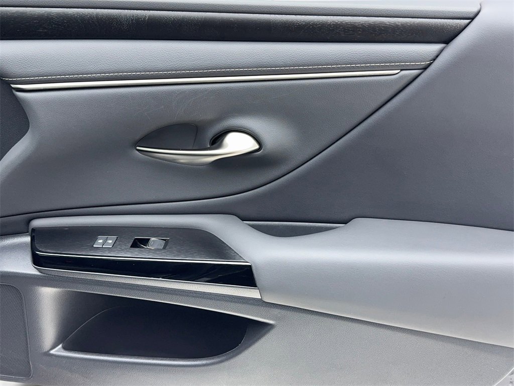Used 2023 Lexus ES 350 w/ Premium Package image 44