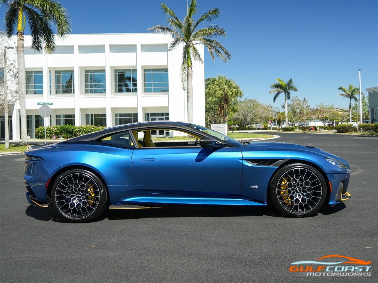 Used 2023 Aston Martin DBS Coupe RWD image 72