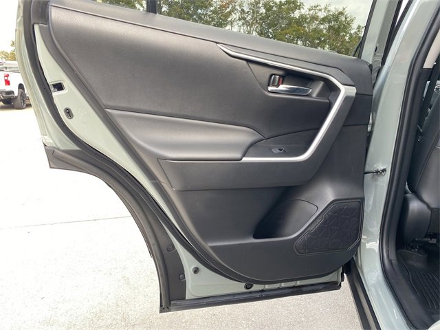Used 2022 Toyota RAV4 XLE Premium image 36