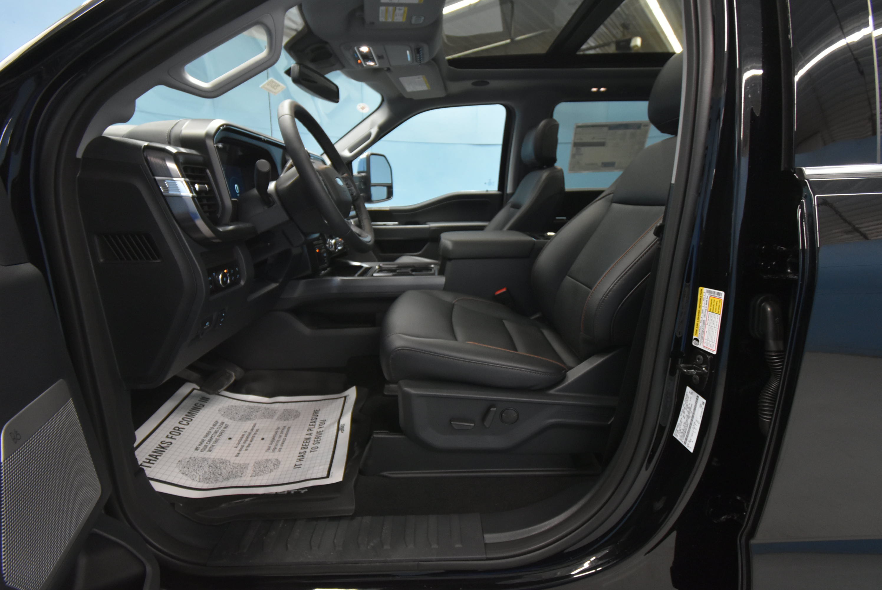 New 2027 Ford F450 Lariat w/ Lariat Ultimate Package AWD/4WD image 6