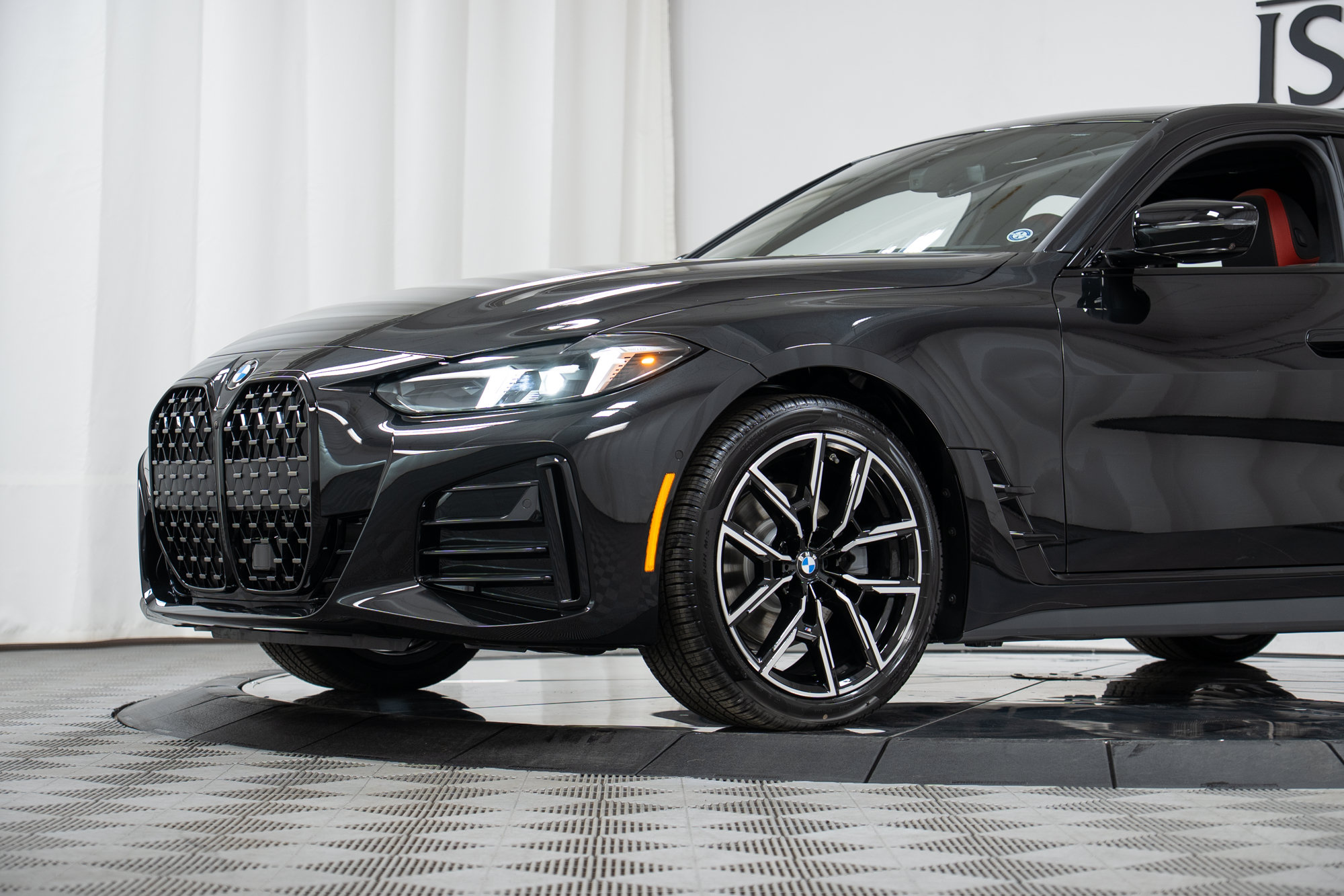 New 2026 BMW 430i xDrive w/ M Sport Package AWD/4WD image 24