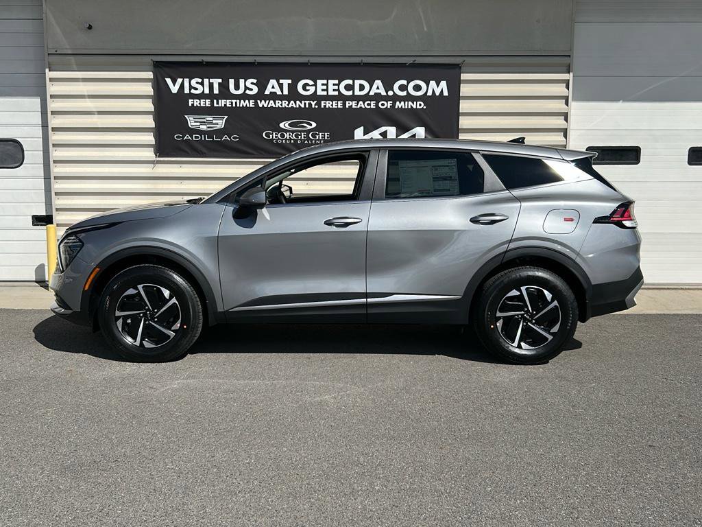 New 2025 Kia Sportage LX image 7