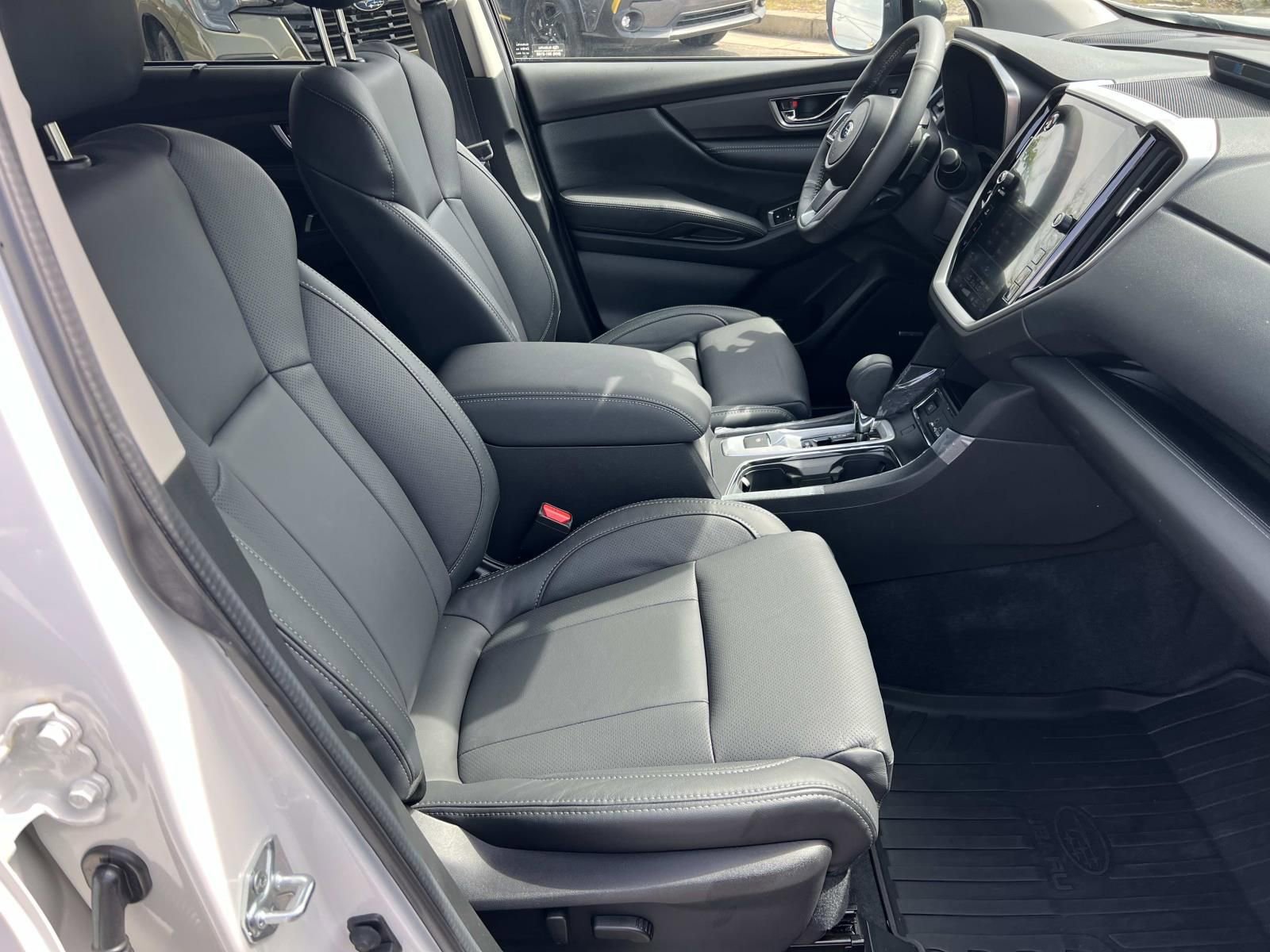 Certified 2025 Subaru Ascent Limited w/ Popular Package #2 image 13