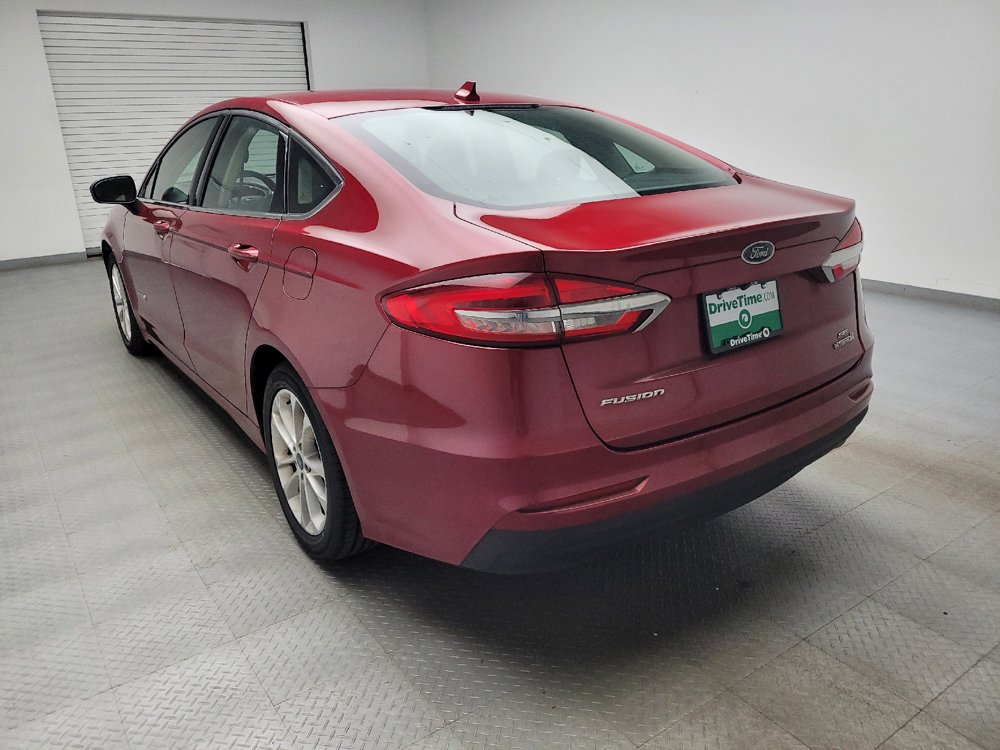 Used 2019 Ford Fusion SE FWD image 5