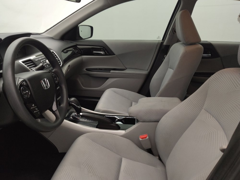 Used 2016 Honda Accord LX image 17