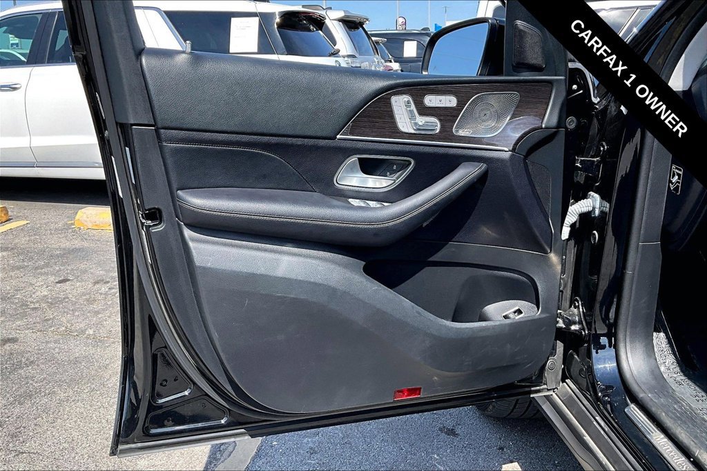 Used 2023 Mercedes-Benz GLS 450 4MATIC image 21