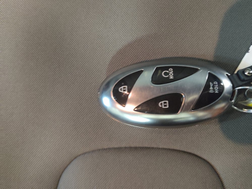 Used 2025 Hyundai Elantra Sport FWD image 32