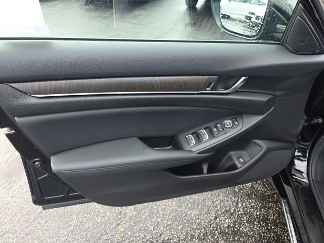 Certified 2021 Honda Accord EX image 22