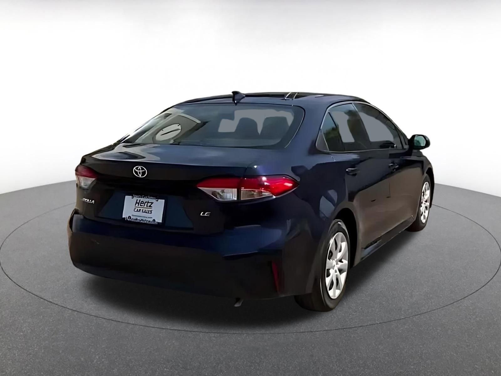 Used 2025 Toyota Corolla LE image 14