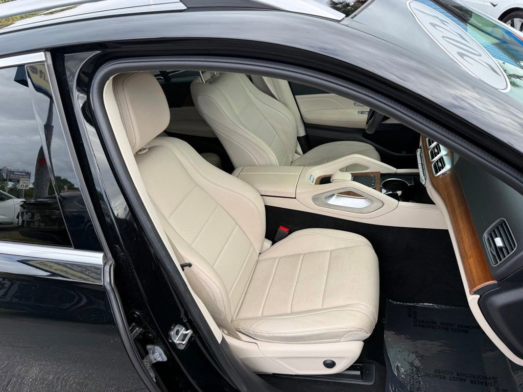 Used 2024 Mercedes-Benz GLE 350 4MATIC image 35