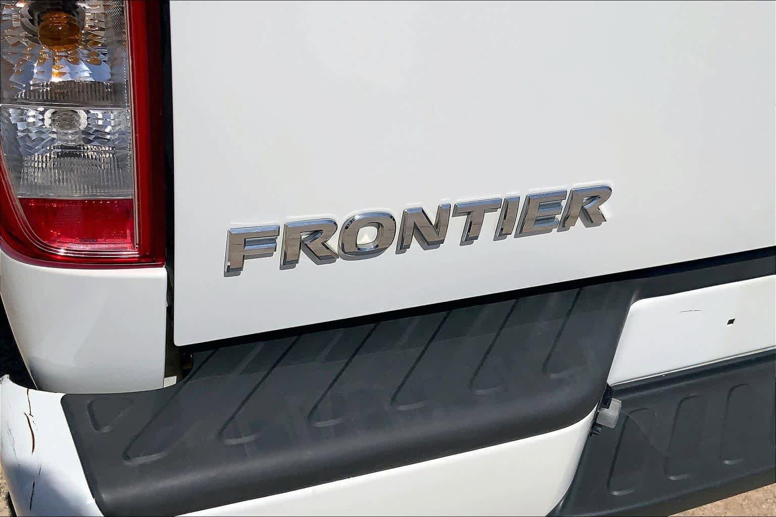 Used 2016 Nissan Frontier Desert Runner RWD image 29