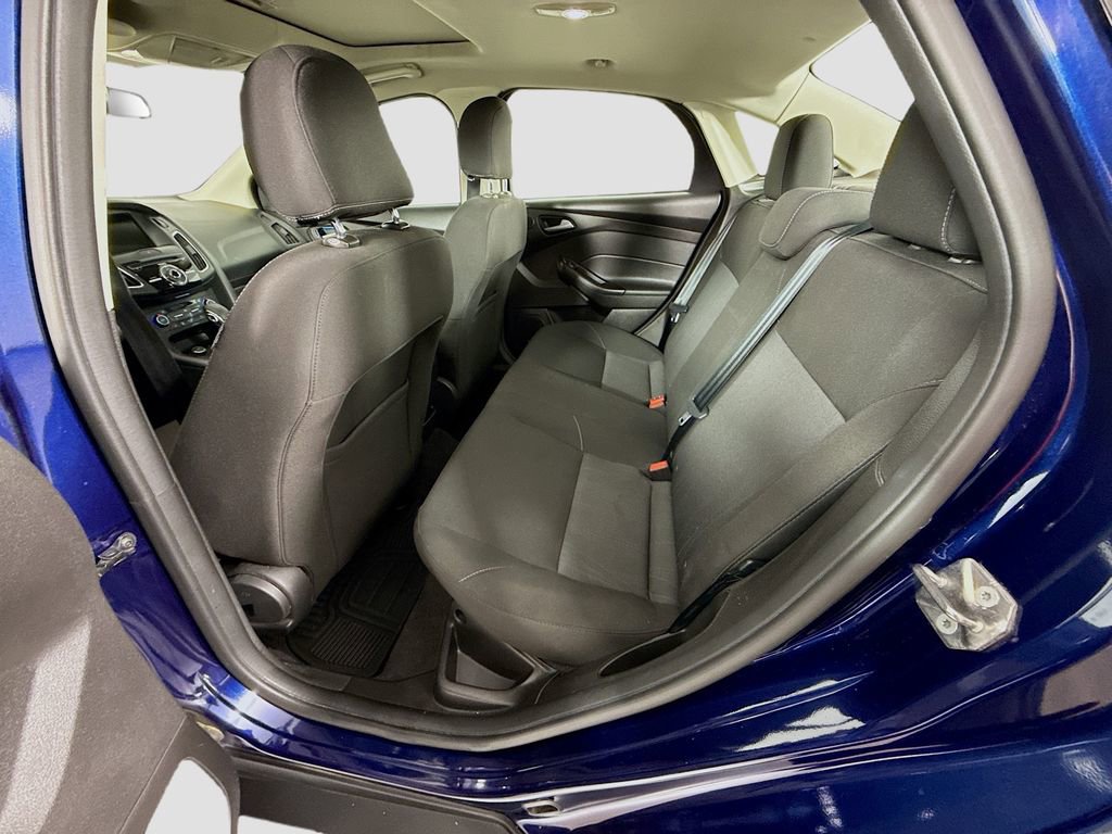 Used 2017 Ford Focus SEL w/ Cold Weather Package image 17