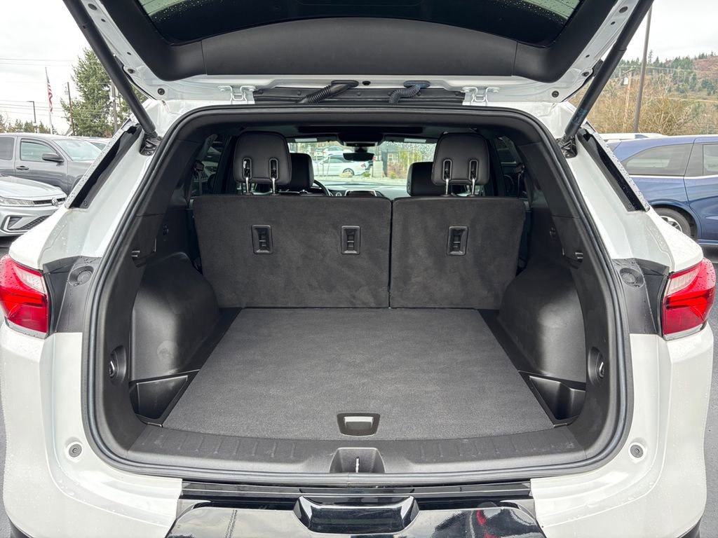 Used 2021 Chevrolet Blazer RS w/ Enhanced Convenience Package image 25