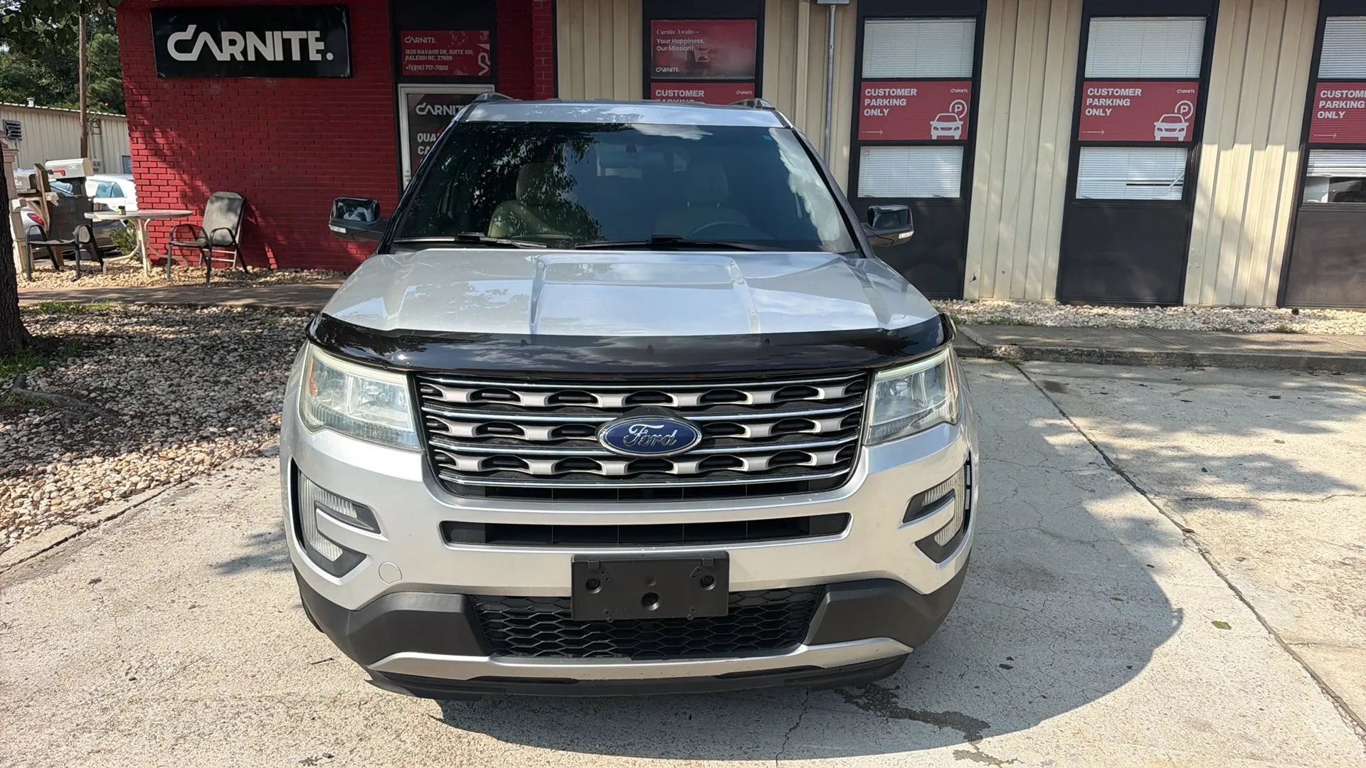 Used 2016 Ford Explorer XLT AWD/4WD image 10