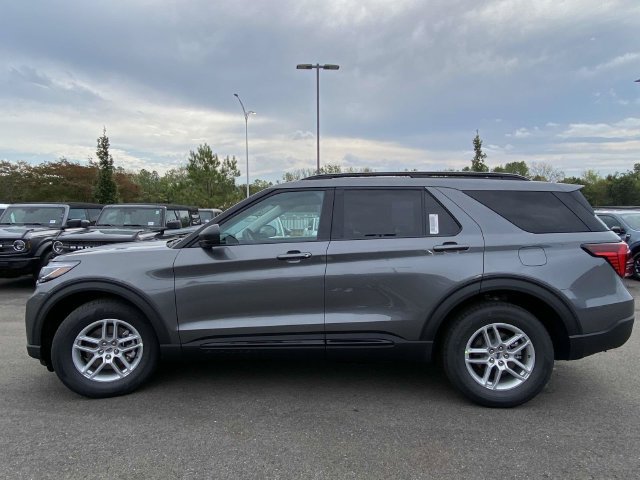 New 2026 Ford Explorer Active w/ Active Comfort Package RWD image 17