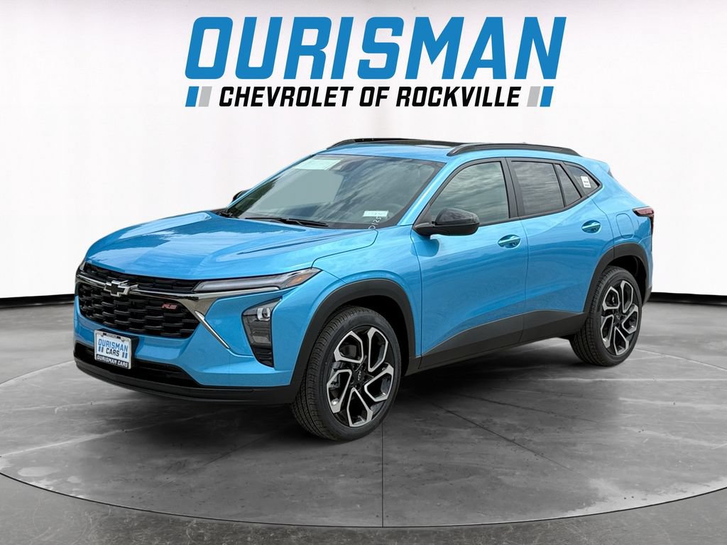 New 2026 Chevrolet Trax RS w/ Sunroof Package FWD image 2