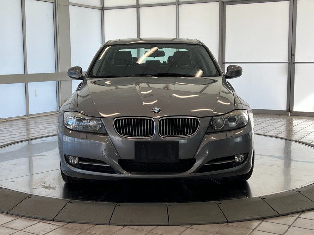 Used 2011 BMW 335i xDrive Sedan AWD/4WD image 2