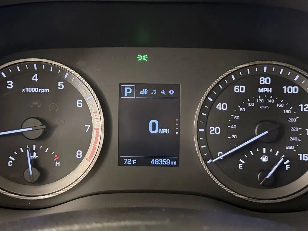Used 2016 Hyundai Tucson SE w/ Option Group 02 AWD/4WD image 17