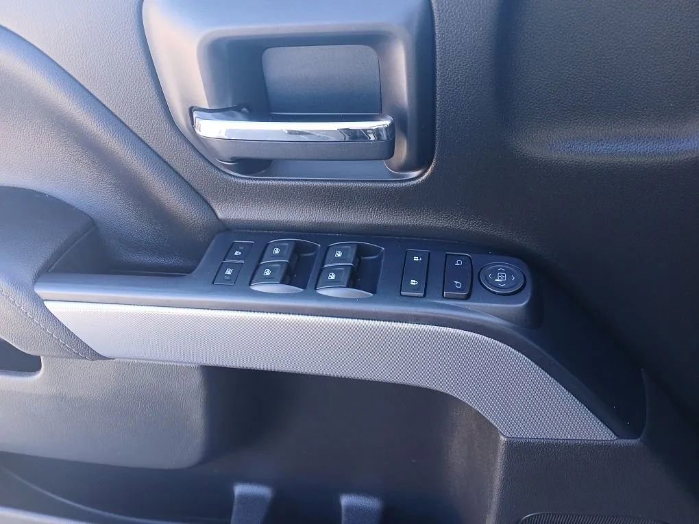 Used 2017 Chevrolet Silverado 1500 LT w/ All Star Edition image 24