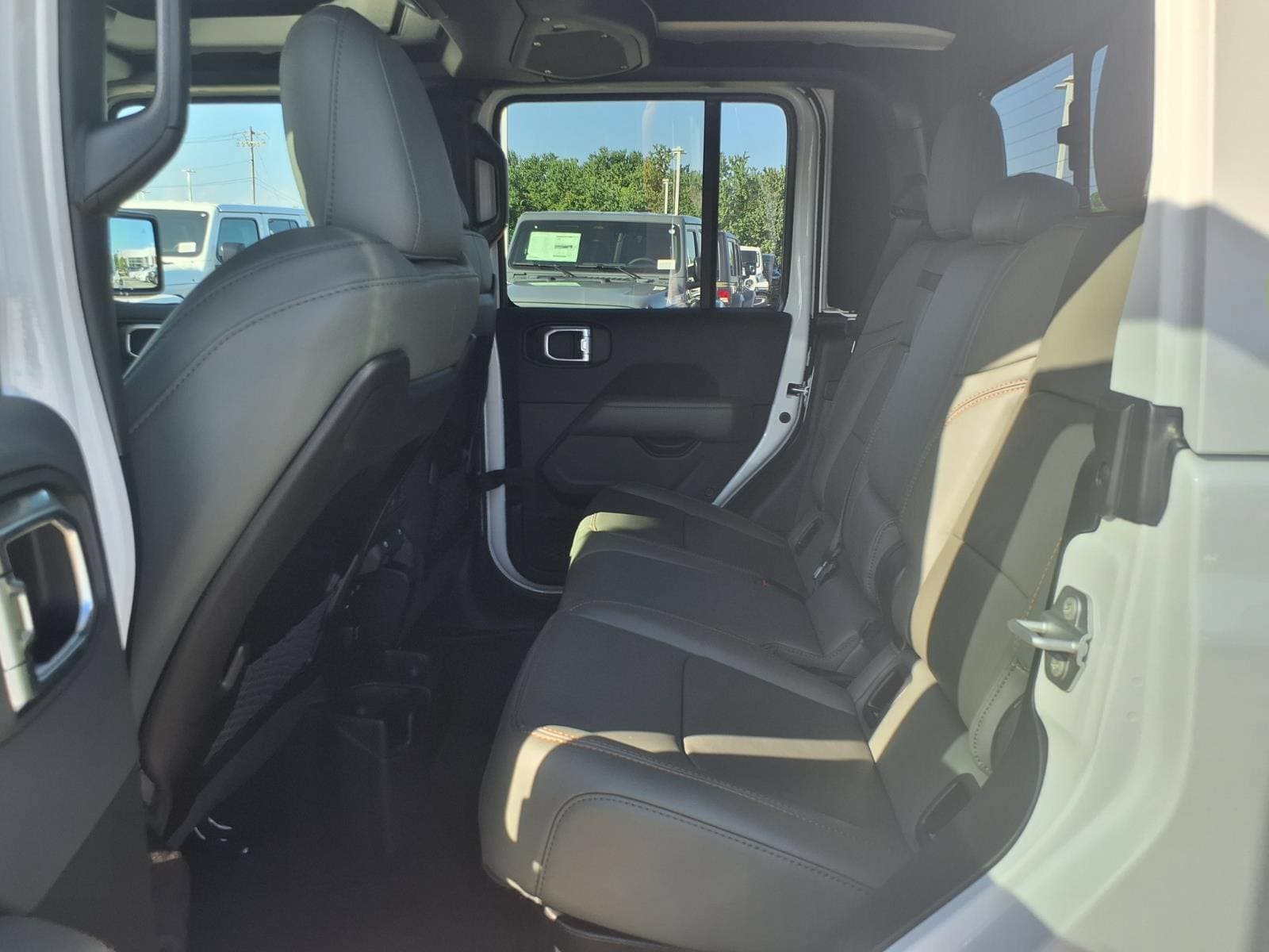 New 2026 Jeep Gladiator Mojave AWD/4WD image 7