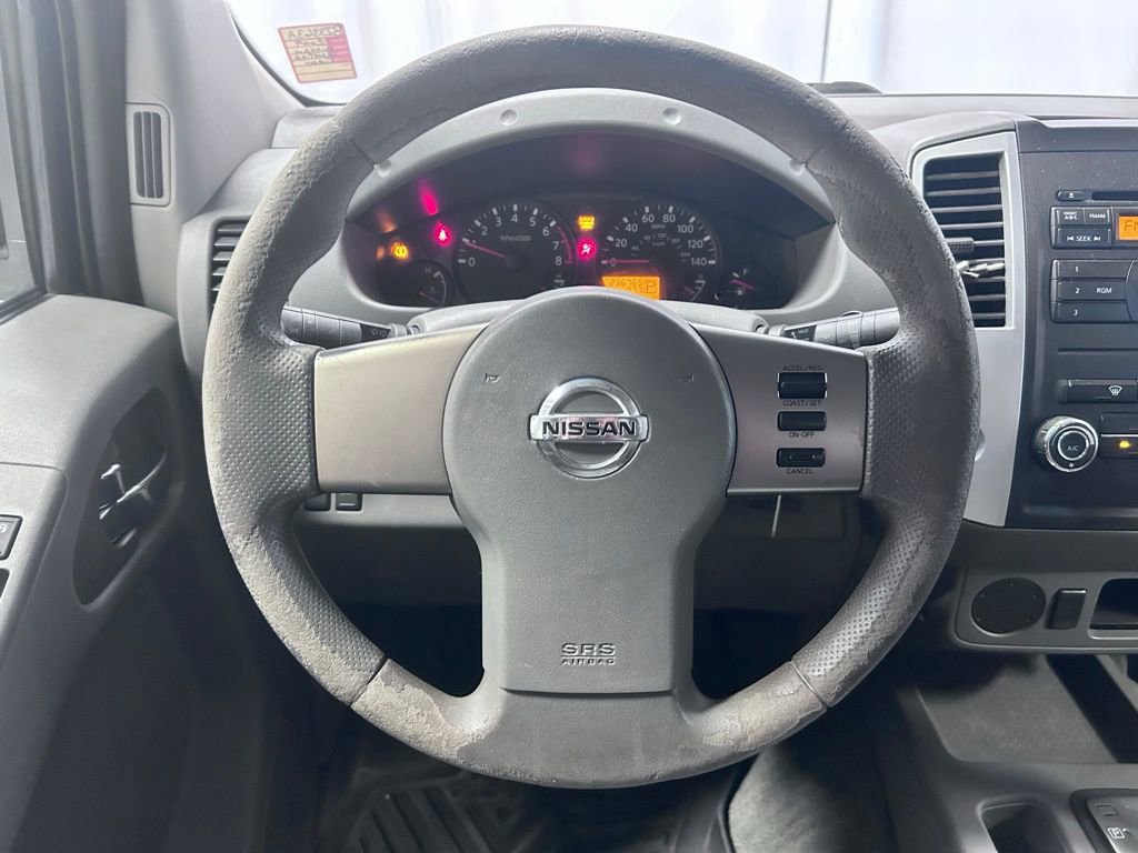 Used 2009 Nissan Frontier SE w/ SE Value Truck Pkg RWD image 9