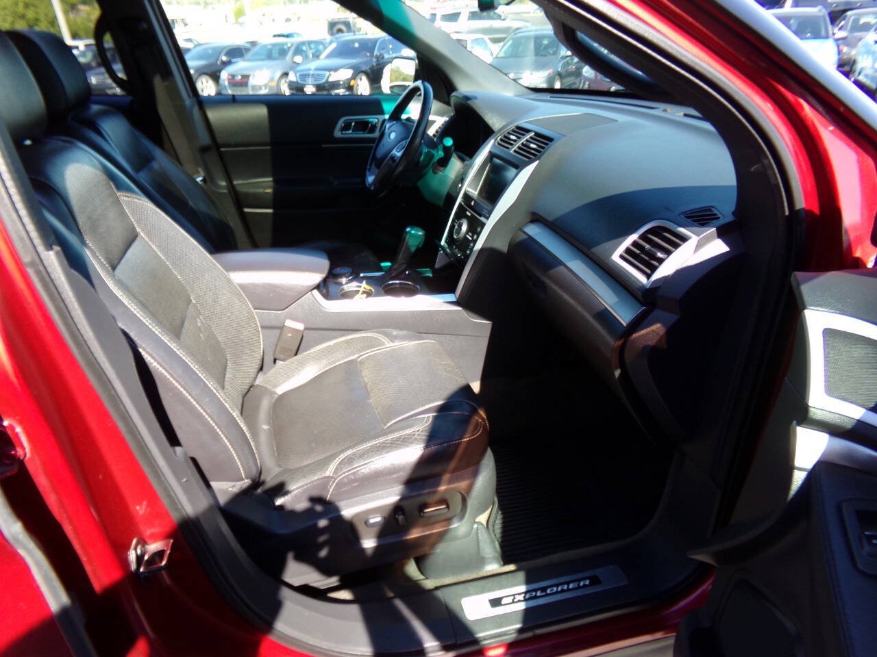 Used 2013 Ford Explorer Sport AWD/4WD image 31