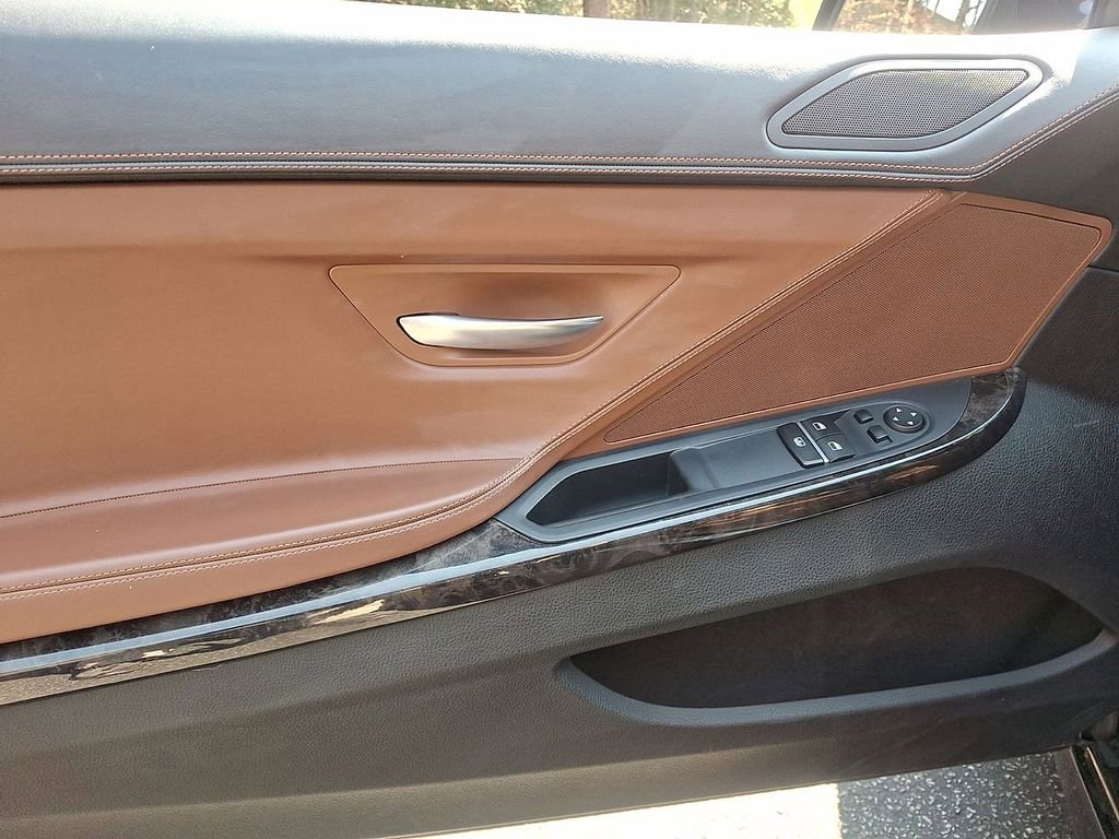 Used 2012 BMW 650i xDrive Coupe image 10