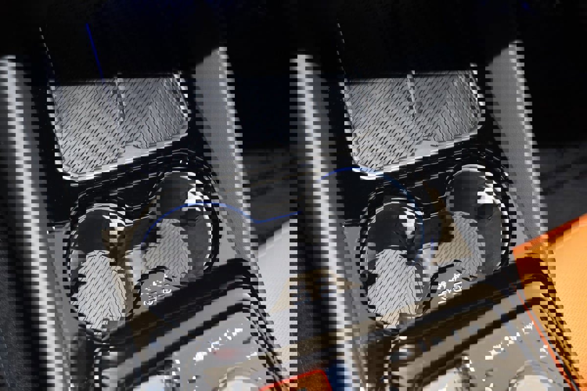 Used 2025 BMW M5 w/ Carbon Package image 48