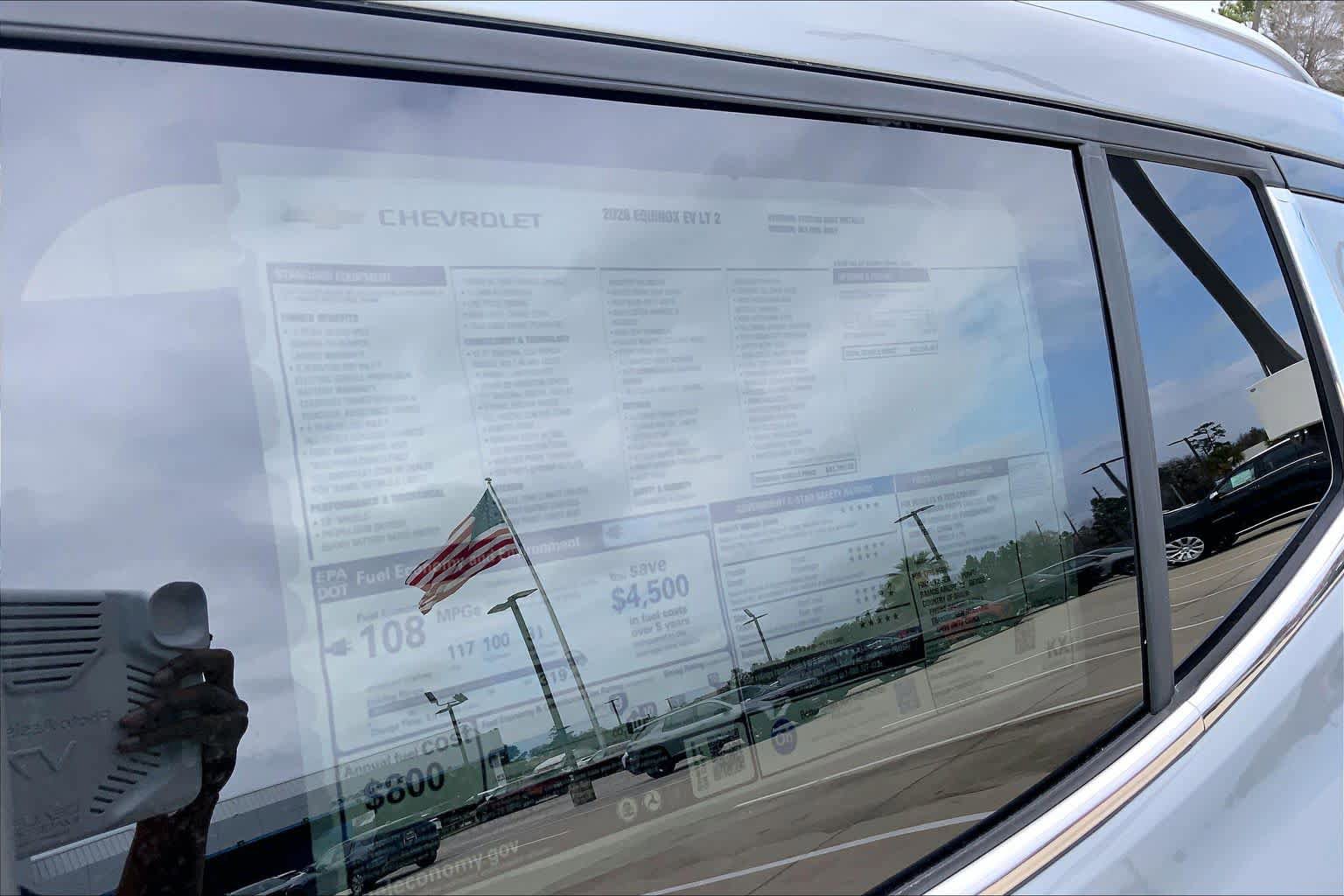 New 2026 Chevrolet Equinox EV LT FWD image 22
