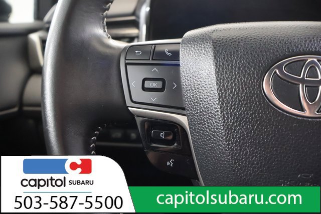 Used 2025 Toyota Camry SE FWD image 17
