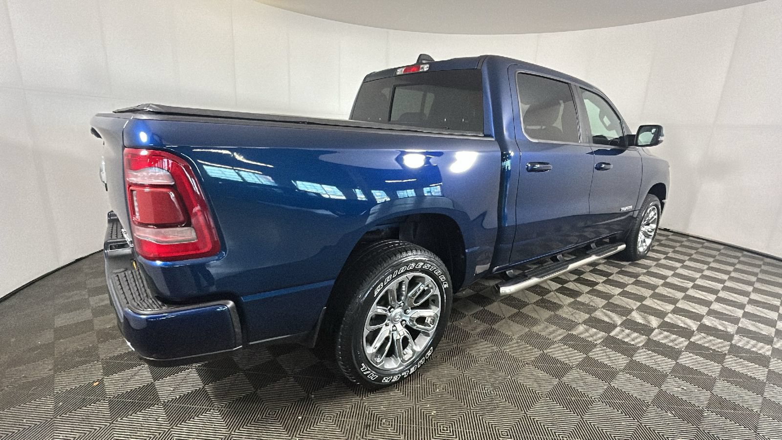Used 2024 RAM 1500 Laramie AWD/4WD video 3