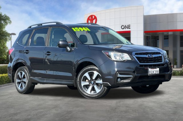 Used 2017 Subaru Forester 2.5i Limited AWD/4WD image 2