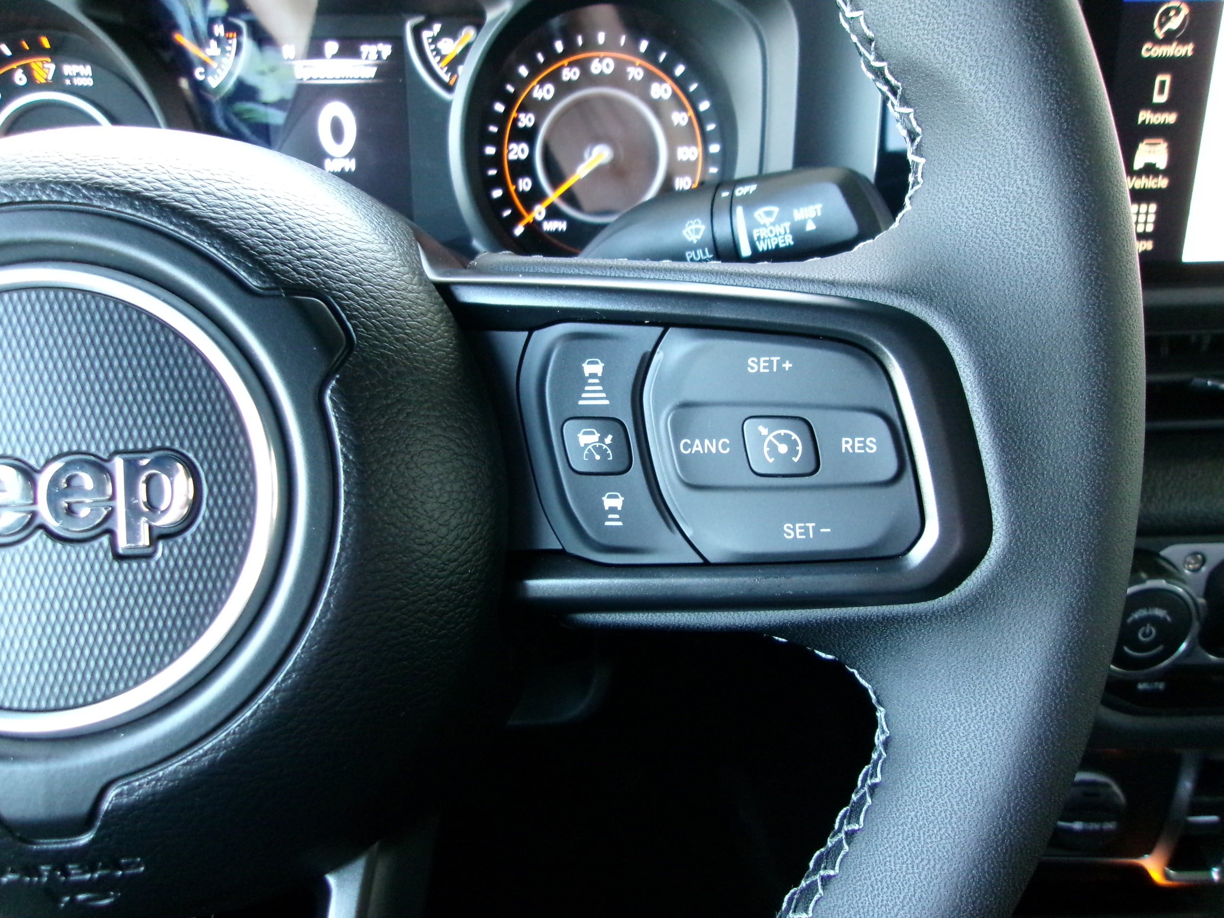New 2025 Jeep Gladiator Sport AWD/4WD image 9