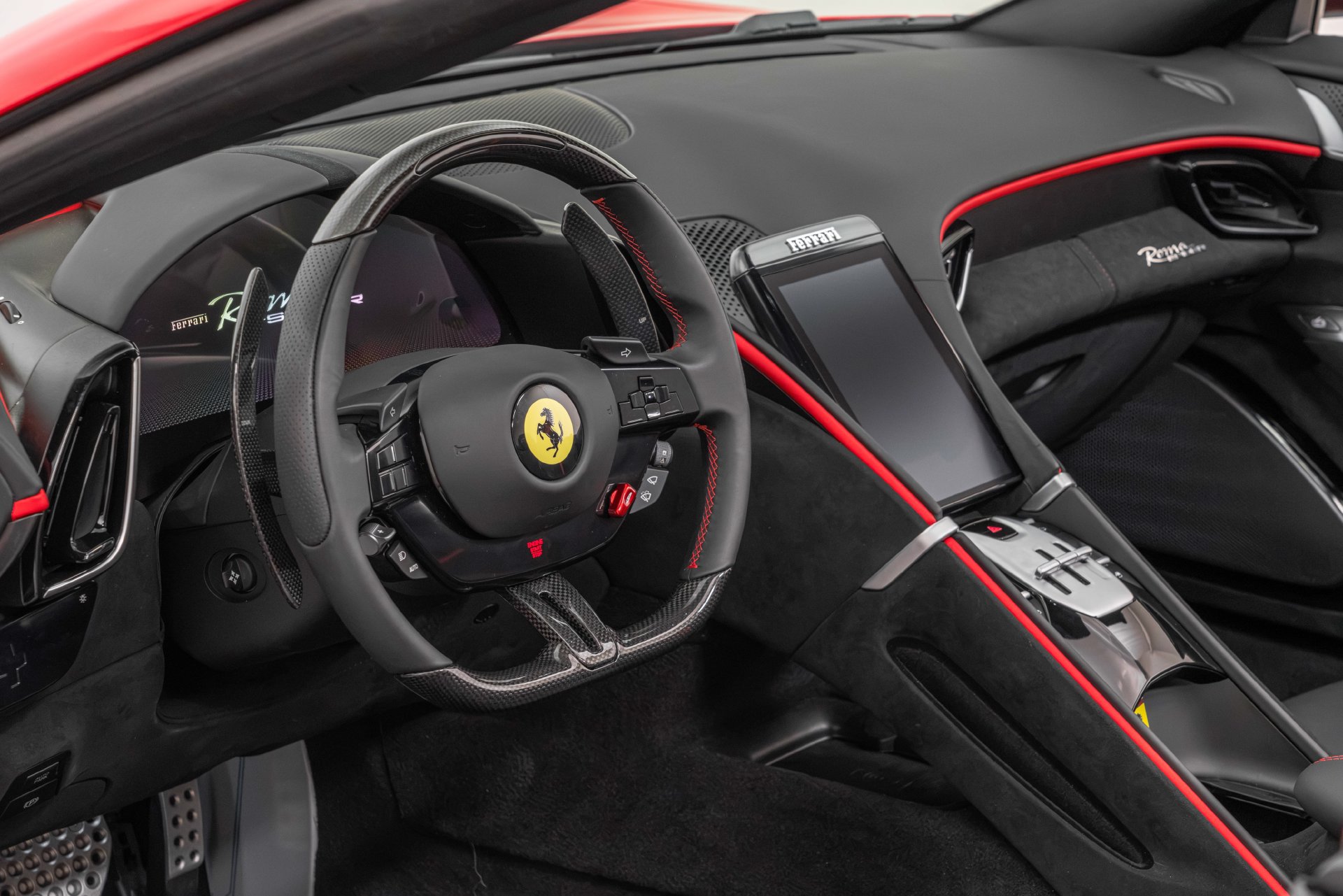 Certified 2026 Ferrari Roma Spider RWD image 4
