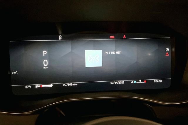 Certified 2025 Jaguar F-PACE R-Dynamic S image 22