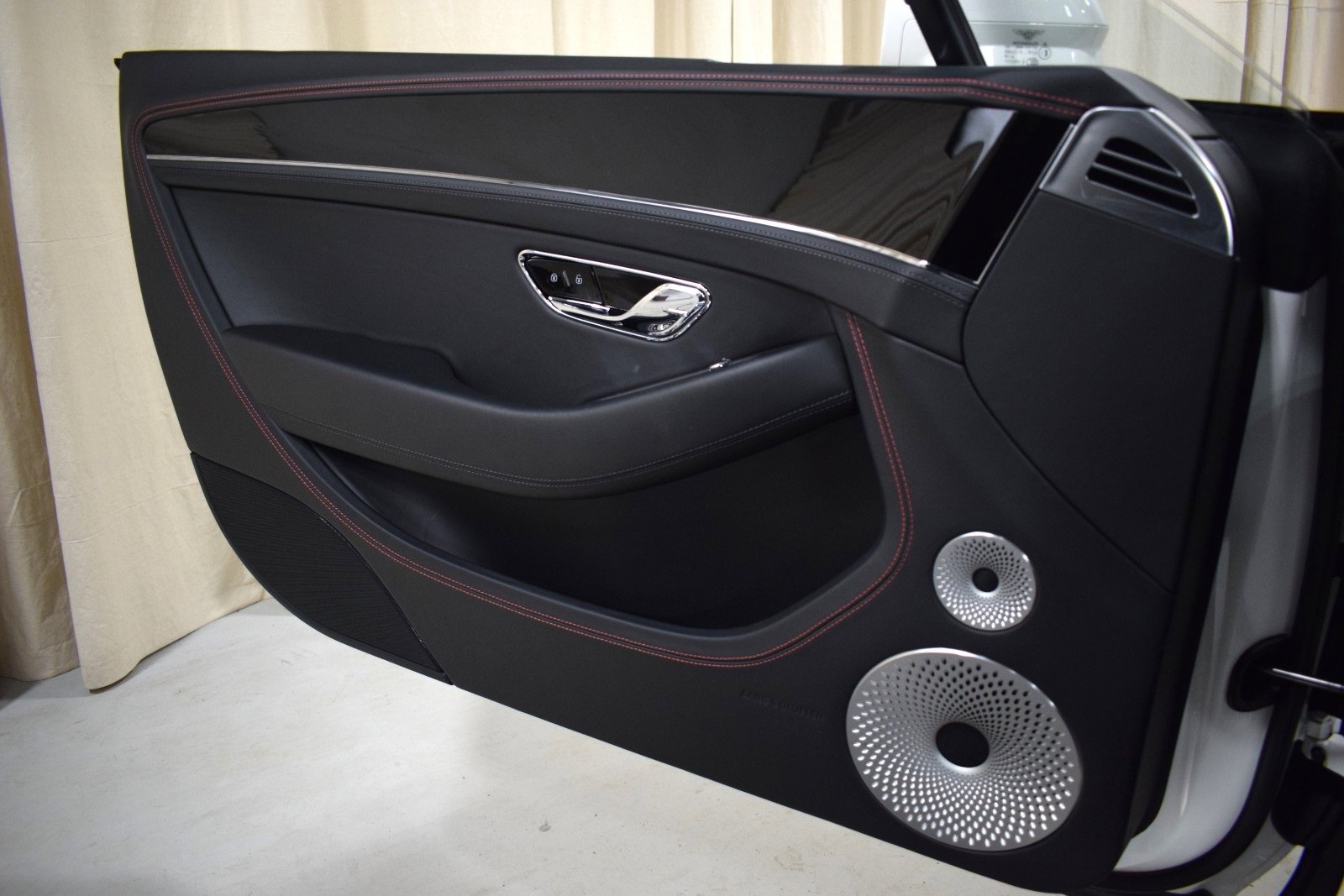 New 2026 Bentley Continental GTC image 34