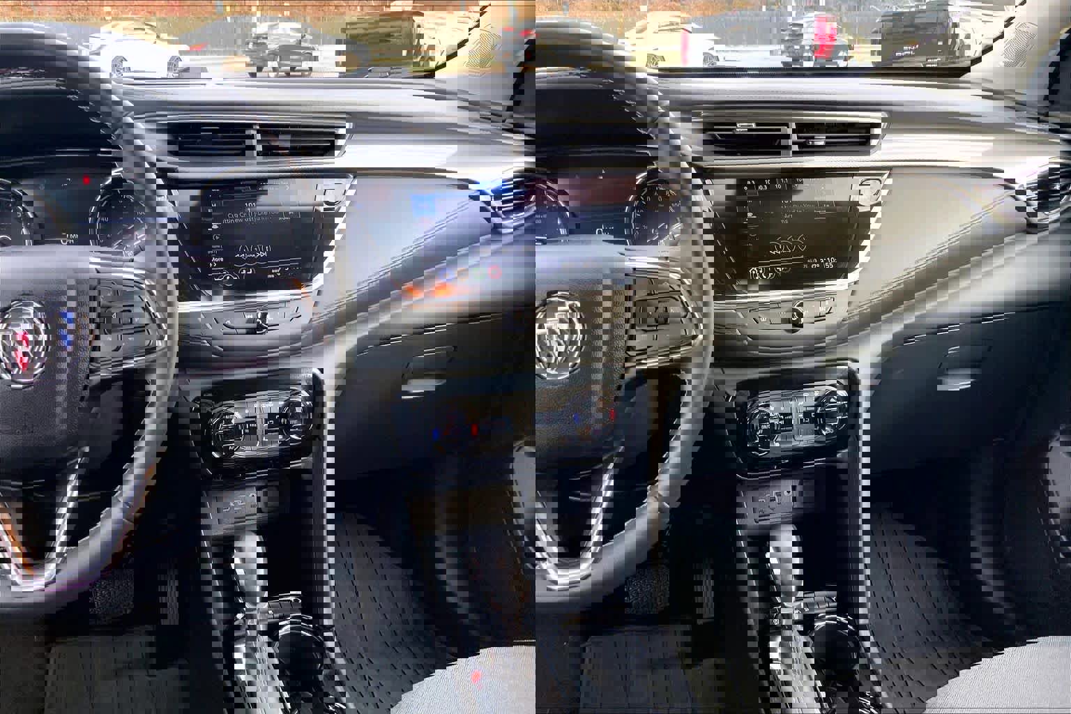 Used 2023 Buick Encore GX Select w/ Sport Touring Package image 5