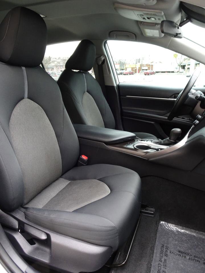 Used 2022 Toyota Camry LE w/ Cold Weather Package image 14