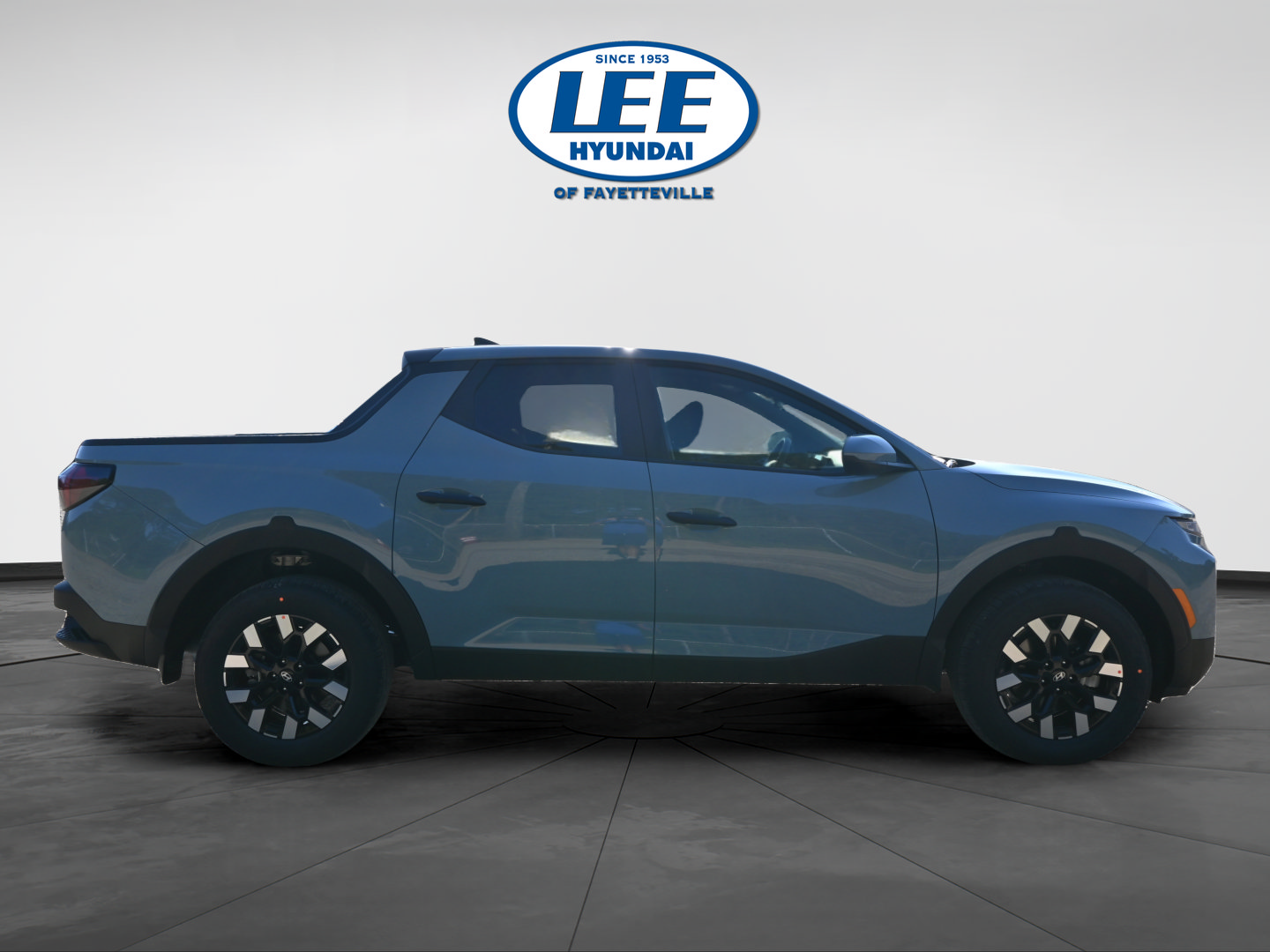 Certified 2026 Hyundai Santa Cruz SE FWD image 2