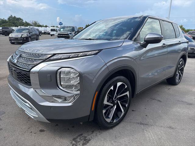 Used 2023 Mitsubishi Outlander SE