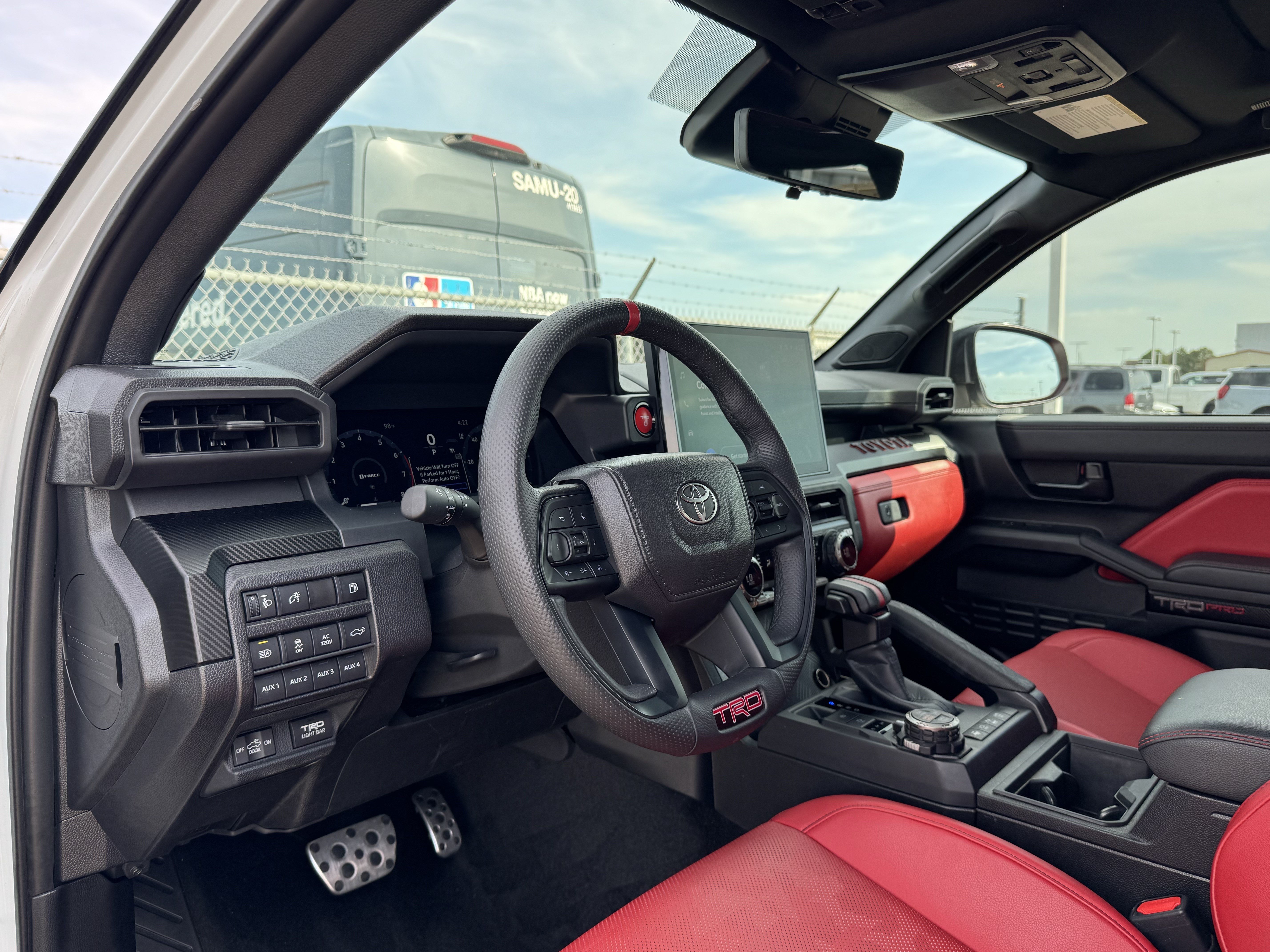 Used 2025 Toyota Tacoma TRD Pro AWD/4WD image 16