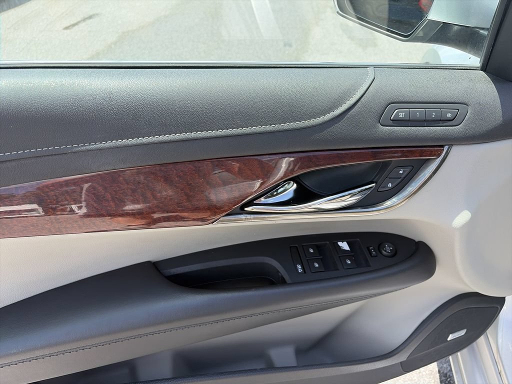 Used 2017 Cadillac ATS Luxury RWD image 18