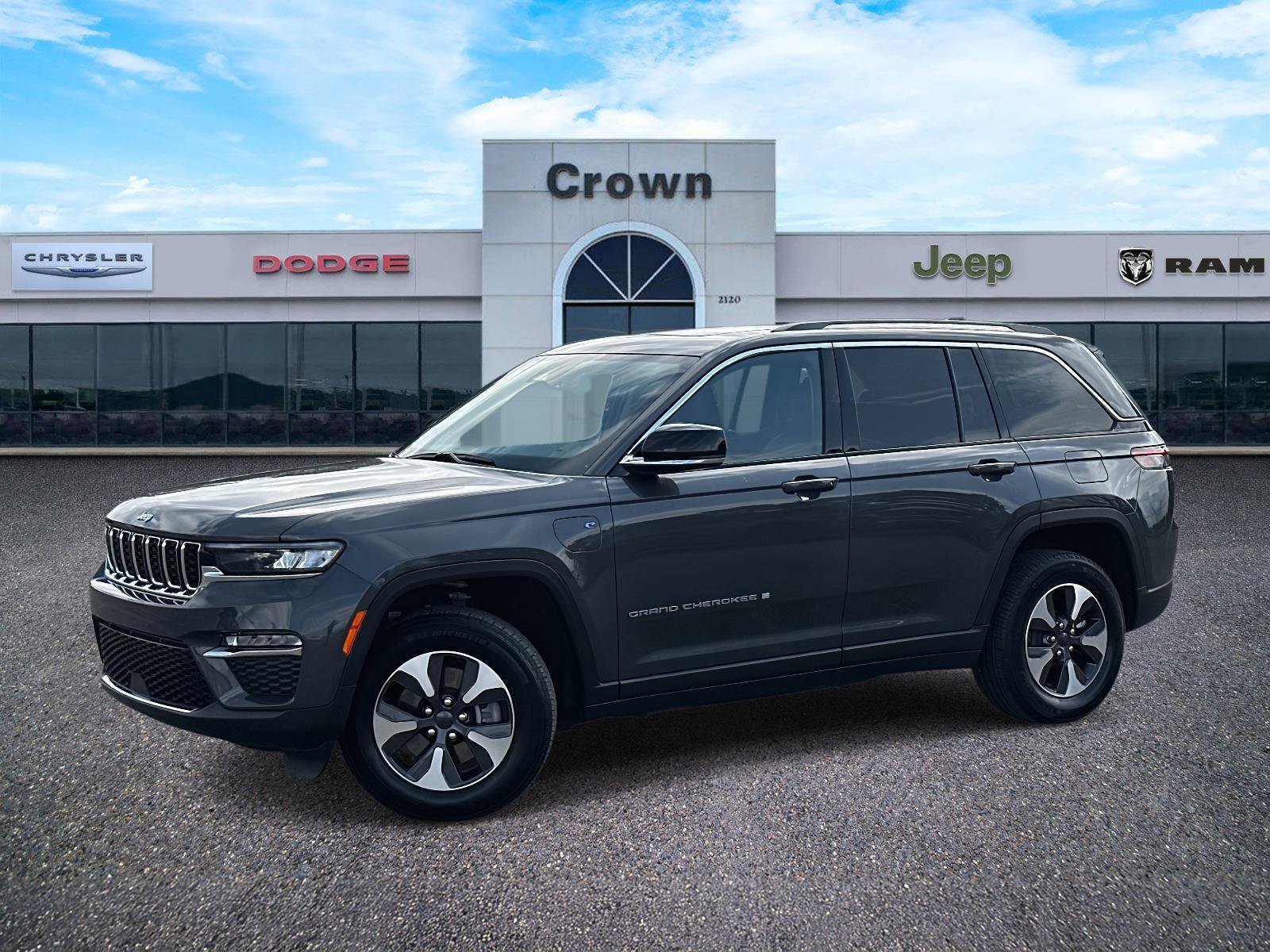 Used 2023 Jeep Grand Cherokee 4WD 4xe