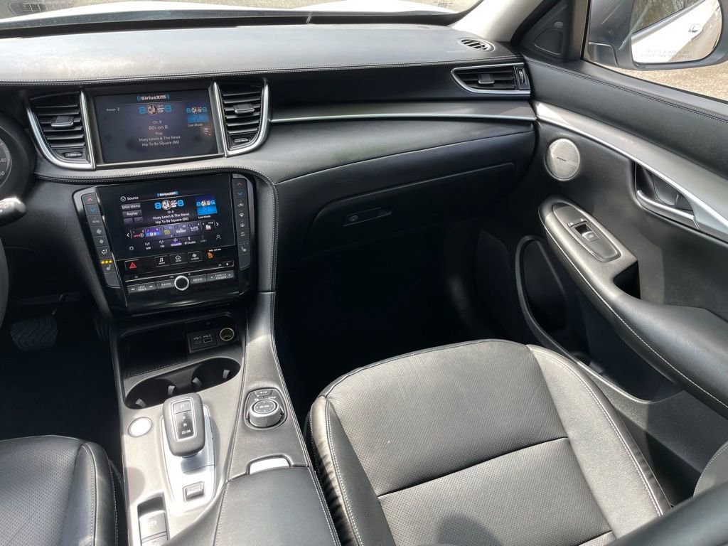 Used 2023 INFINITI QX50 Luxe AWD/4WD image 10
